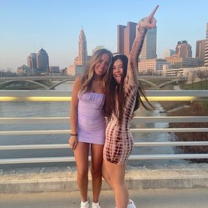 Meet your Posher, Farrah